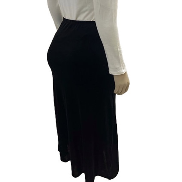 DEVORAH'S SECRET Modest Maxi Skirt Black Velvet - Picture 3 of 5